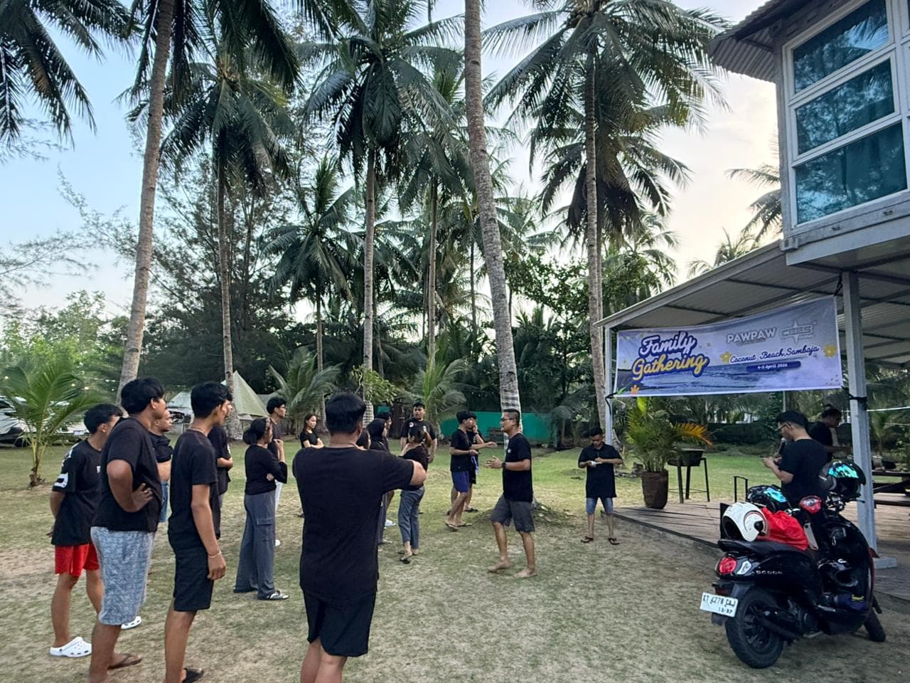 FAMILY GATHERING foto 2